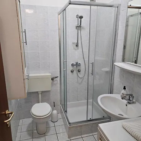 Marko Apartamento Selce